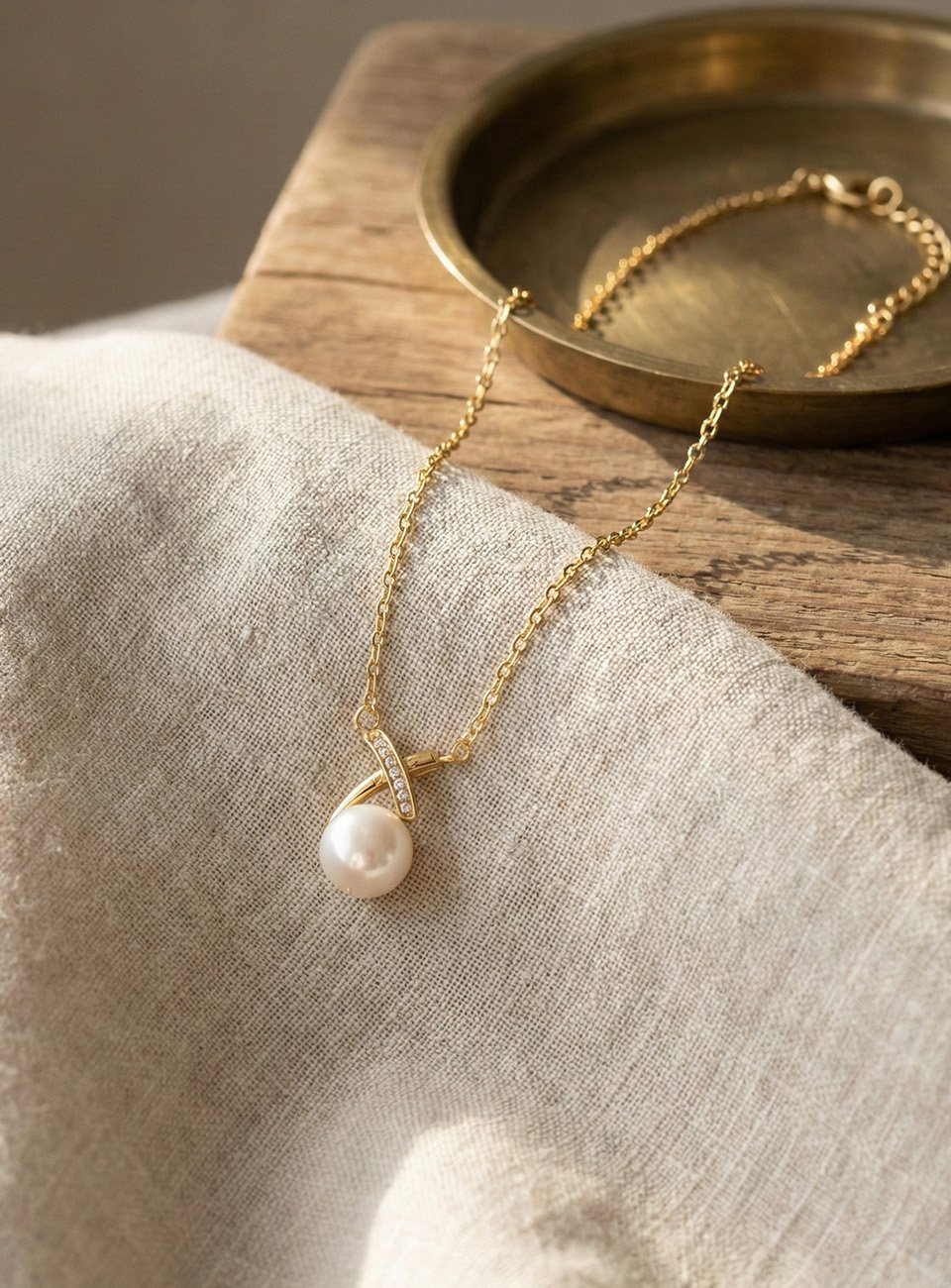 Women's Fashion Pearl Necklace - Gold Tone X-Shape Bail with Shimmering Stones